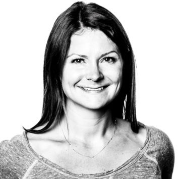 D4D_Sari_Portrait_New